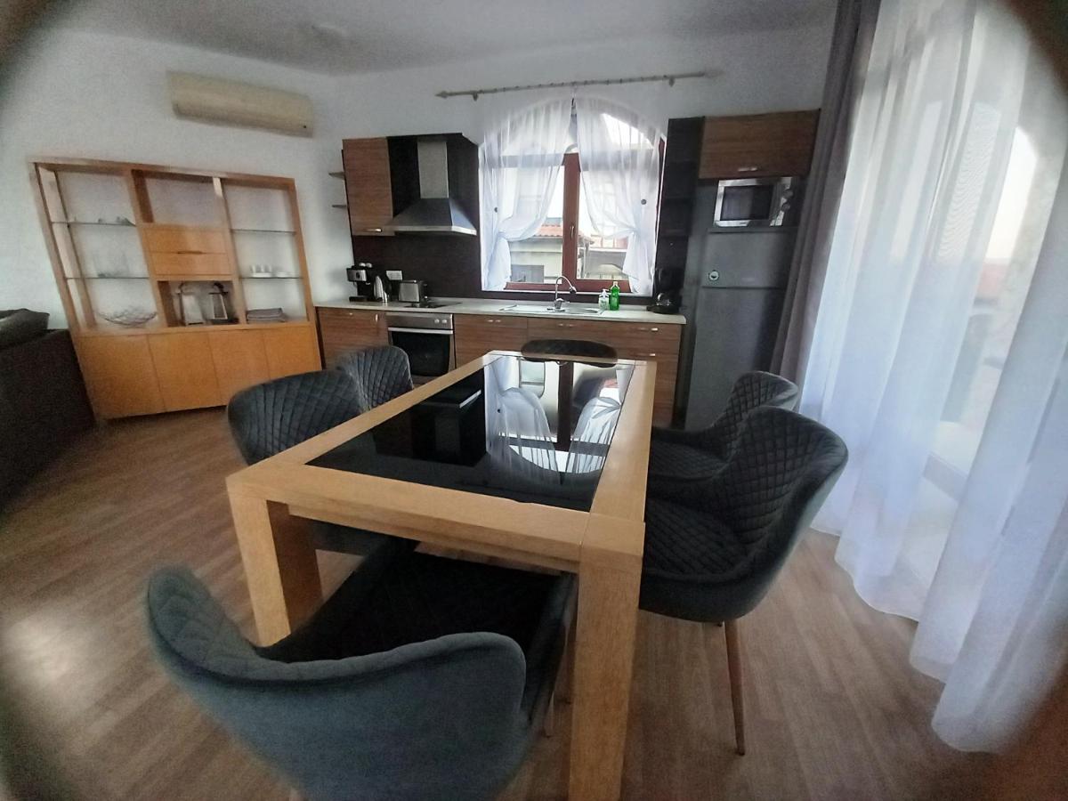 Къща За Гости Мускат 2 Aheloy Exteriör bild